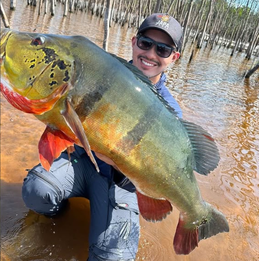 Foto tucunaré 02.jpg